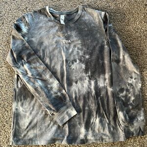 Charcoal Hendrix ZYIA Long Sleeve T - size M